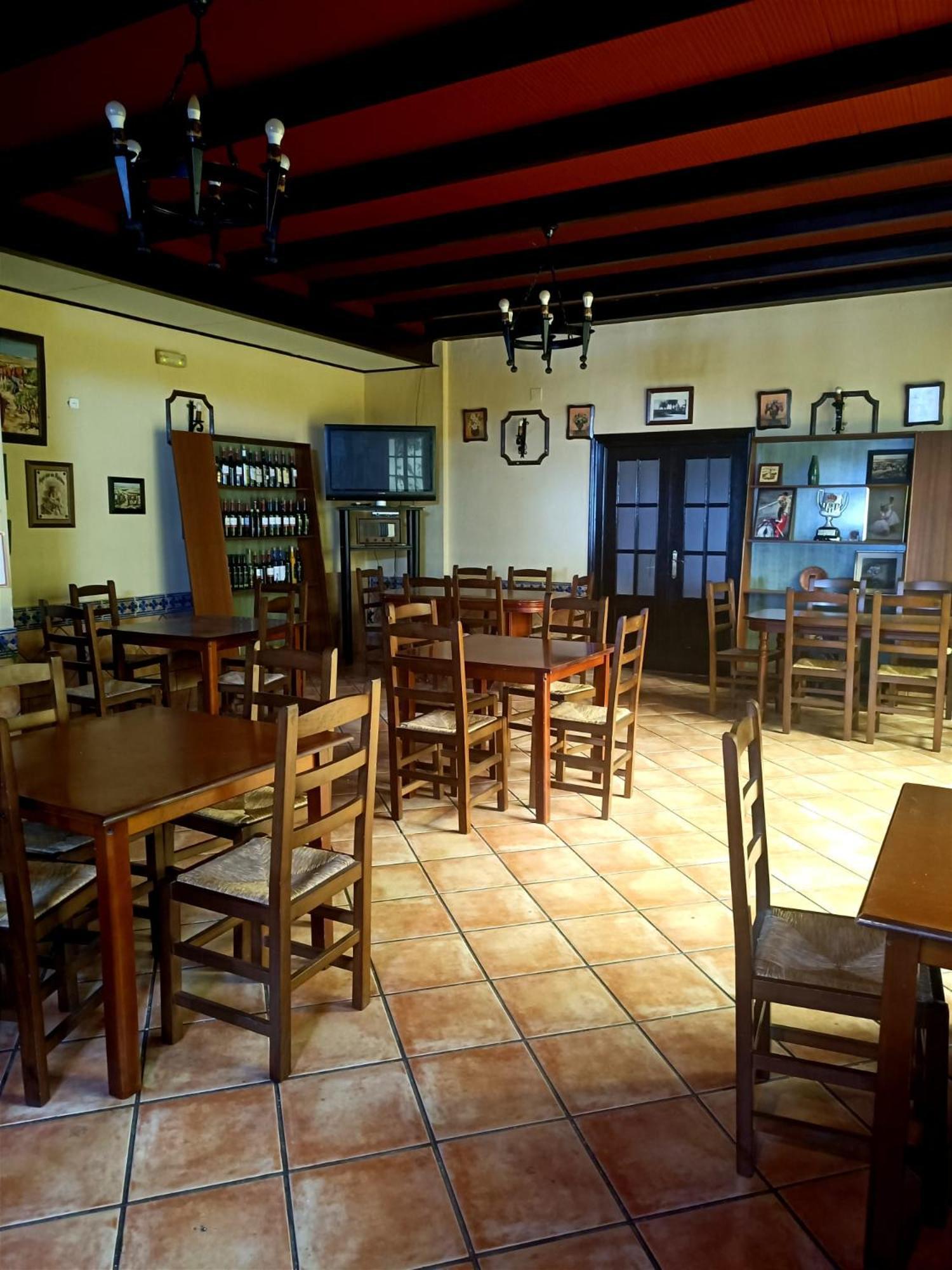 Hostal El Lirio Bollullos Par del Condado Exterior foto